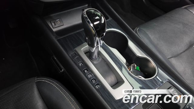 Nissan Altima 2017 — photo 12