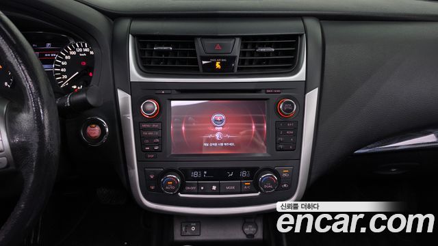Nissan Altima 2017 — photo 20