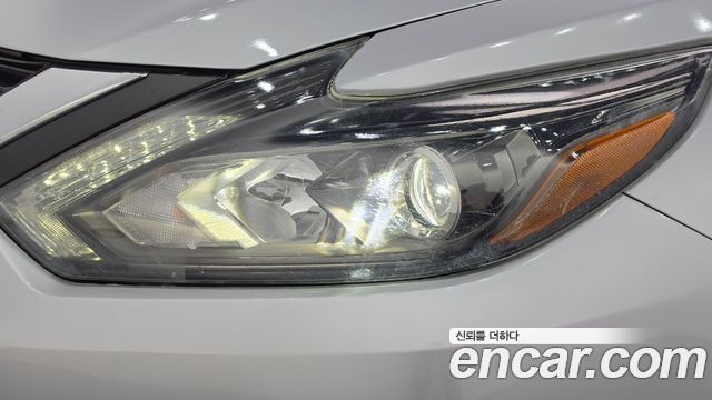 Nissan Altima 2017 — photo 8