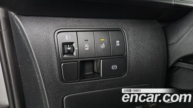 Hyundai Staria 2023 — photo 22