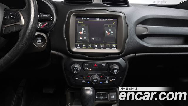 Jeep Renegade 2020 — photo 20