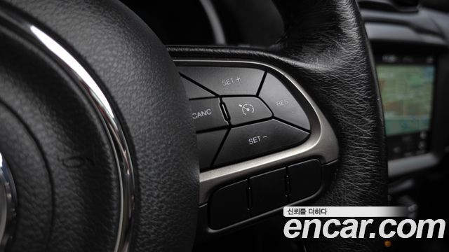 Jeep Renegade 2020 — photo 24