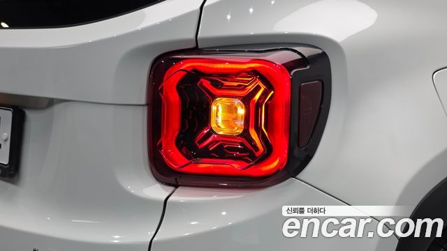 Jeep Renegade 2020 — photo 9