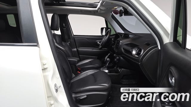 Jeep Renegade 2020 — photo 16