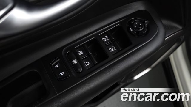 Jeep Renegade 2020 — photo 33