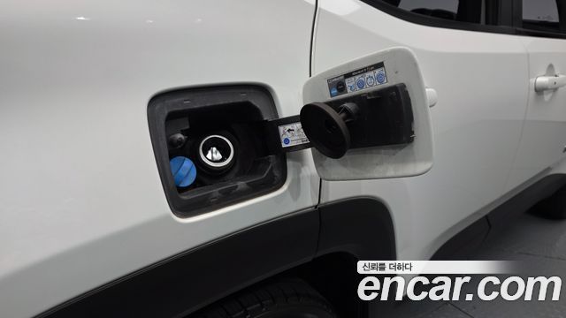 Jeep Renegade 2020 — photo 34