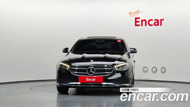 Mercedes-Benz E-Class 2021 — photo 3