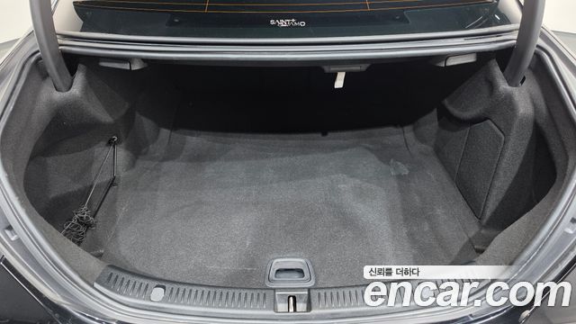 Mercedes-Benz E-Class 2021 — photo 20