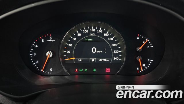 Kia Sorento 2016 — photo 11