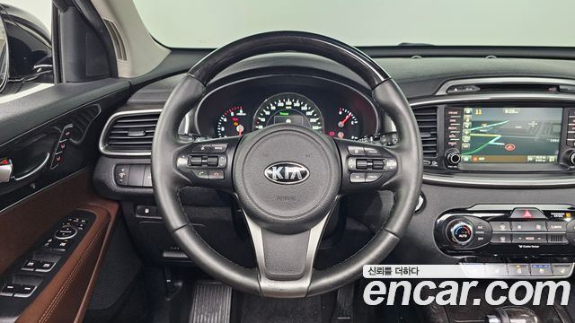 Kia Sorento 2016 — photo 18