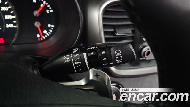 Kia Sorento 2016 — photo 24