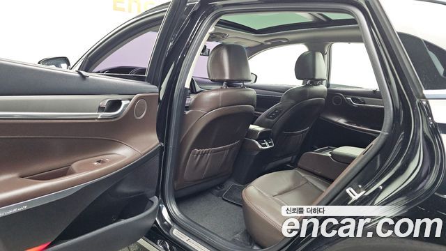 Hyundai Grandeur 2022 — photo 11
