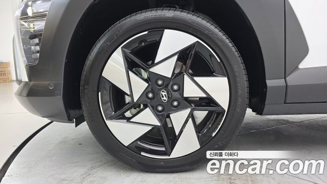 Hyundai Kona 2025 — photo 5