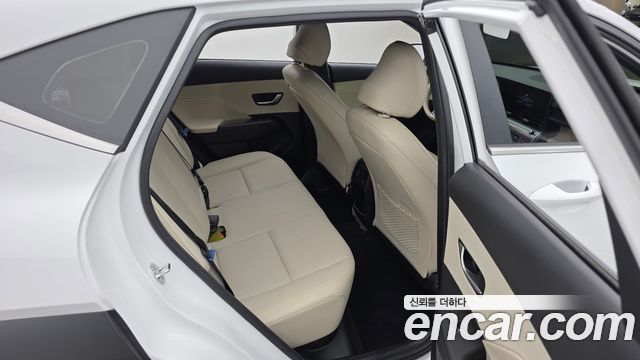 Hyundai Kona 2025 — photo 12
