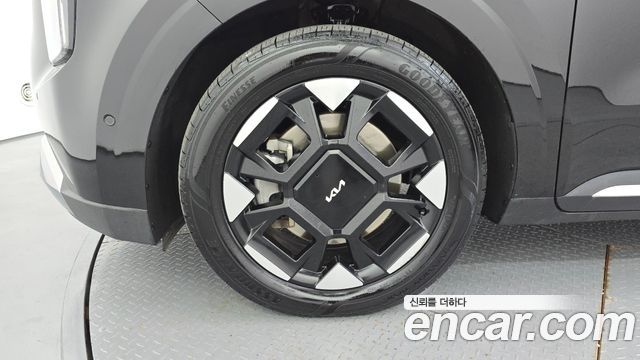 Kia Canival 2025 — photo 5