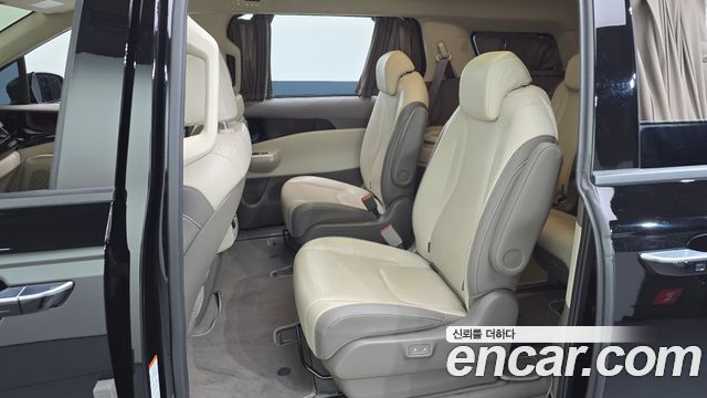 Kia Canival 2025 — photo 26