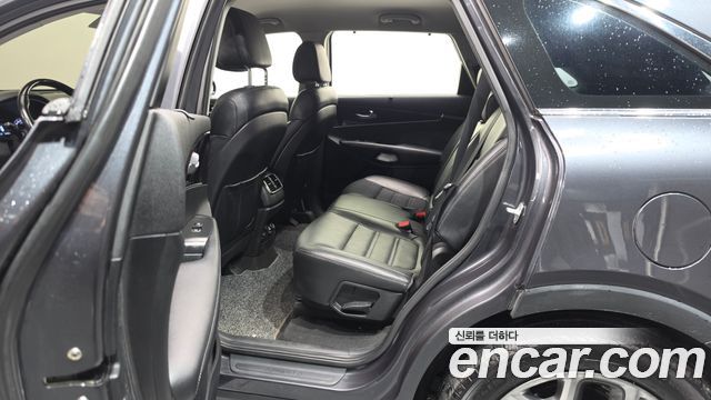 Kia Sorento 2015 — photo 16