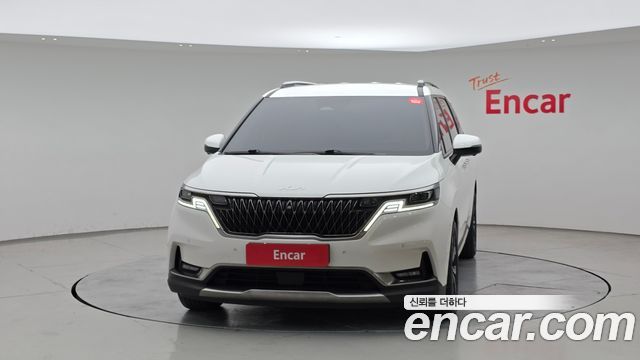 Kia Canival 2023 — photo 3