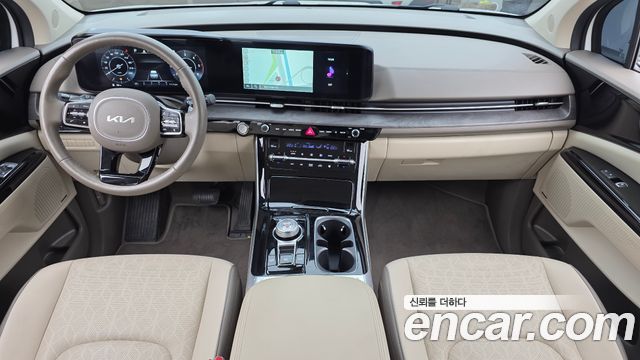 Kia Canival 2023 — photo 7