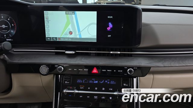 Kia Canival 2023 — photo 14