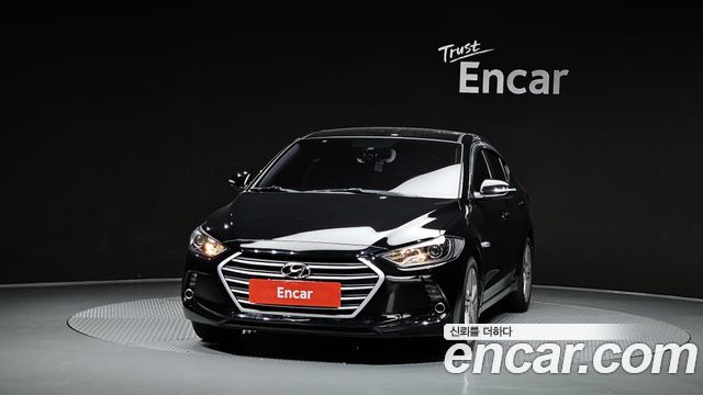 Hyundai AVANTE 2018 — photo 3