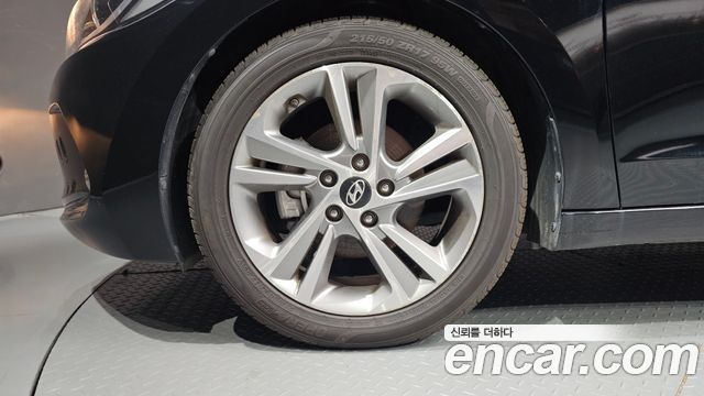Hyundai AVANTE 2018 — photo 5