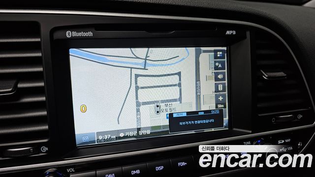 Hyundai AVANTE 2018 — photo 13