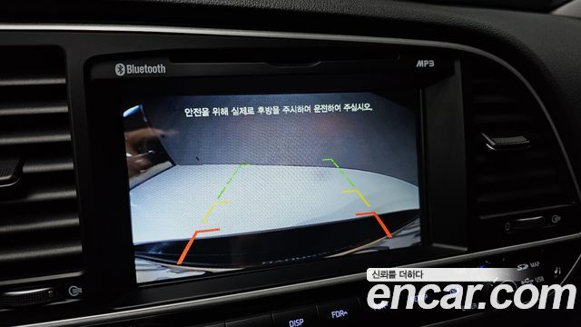 Hyundai AVANTE 2018 — photo 14