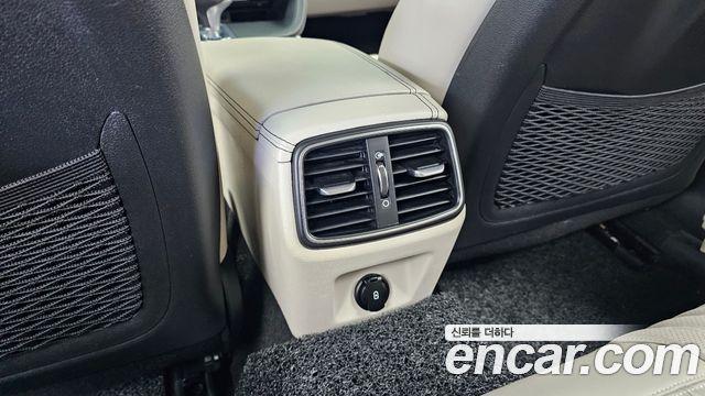 Genesis G70 2018 — photo 31