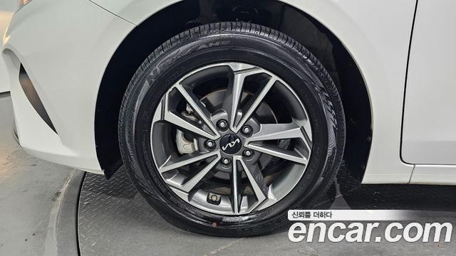 Kia K3 2024 — photo 5