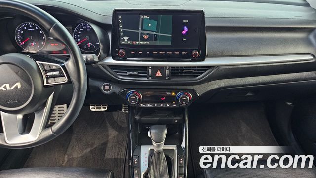 Kia K3 2024 — photo 23
