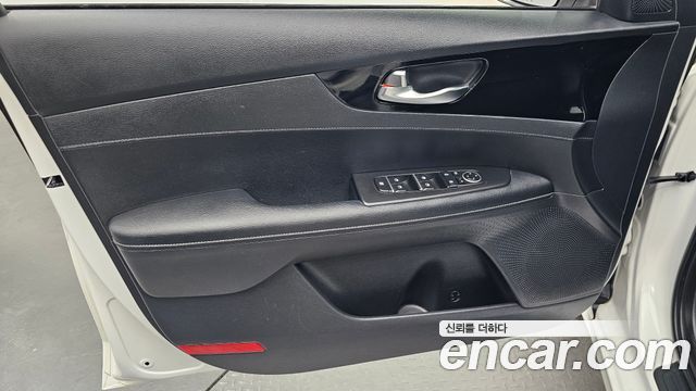 Kia K3 2024 — photo 14