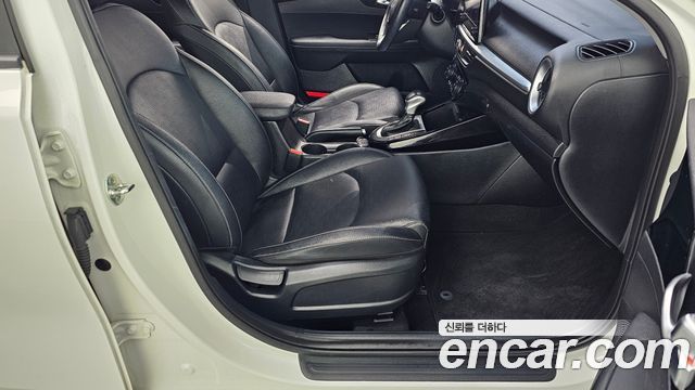 Kia K3 2024 — photo 16