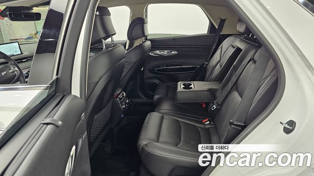 Genesis GV70 2024 — photo 18