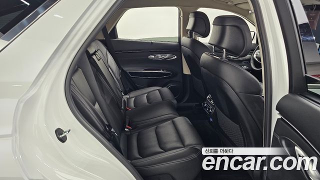 Genesis GV70 2024 — photo 16