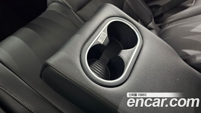Genesis GV70 2024 — photo 30