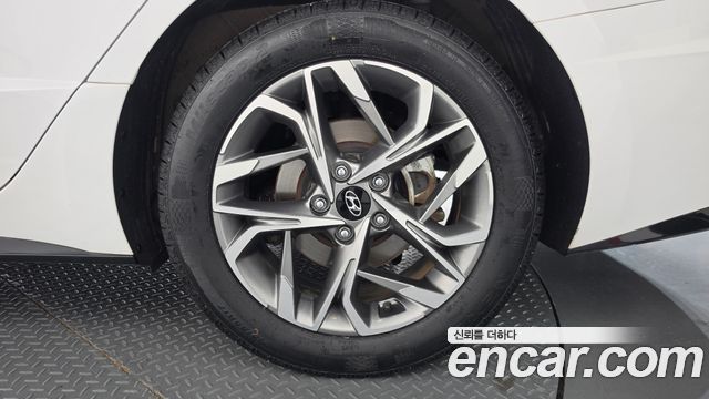 Hyundai Sonata 2022 — photo 7