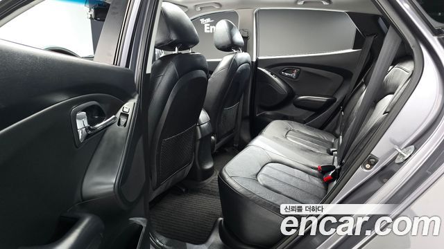 Hyundai Tucson 2011 — photo 11