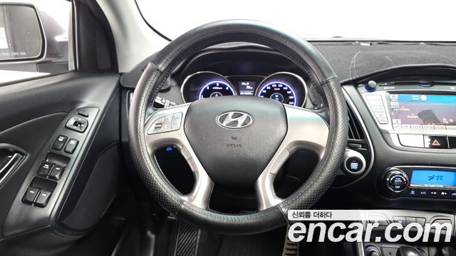 Hyundai Tucson 2011 — photo 12