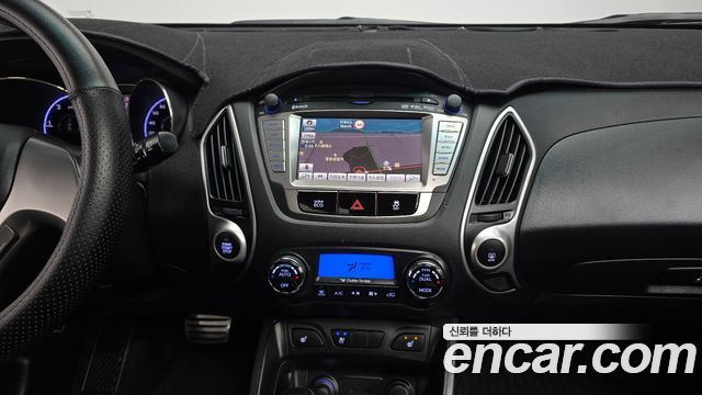 Hyundai Tucson 2011 — photo 13