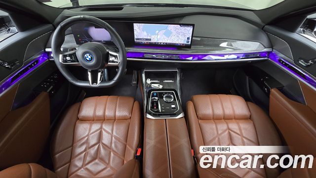 BMW i7 2024 — photo 10
