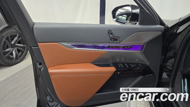 BMW i7 2024 — photo 14