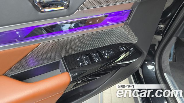 BMW i7 2024 — photo 29