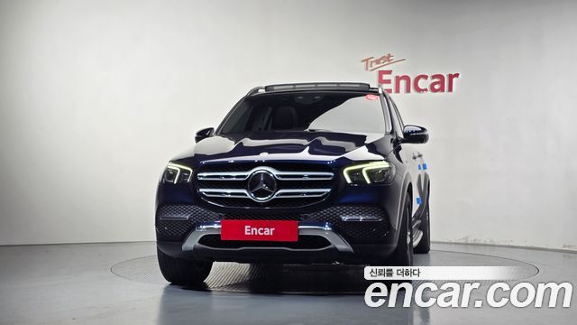 Mercedes-Benz GLE-Class 2021 — photo 3