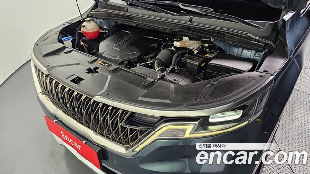 Kia Canival 2022 — photo 6