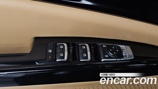 Kia Canival 2022 — photo 12