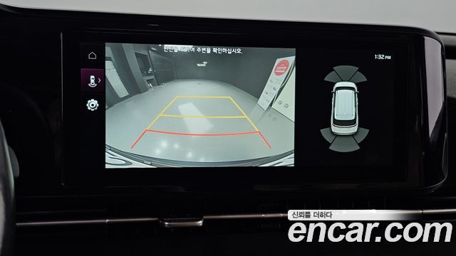 Kia Canival 2022 — photo 16