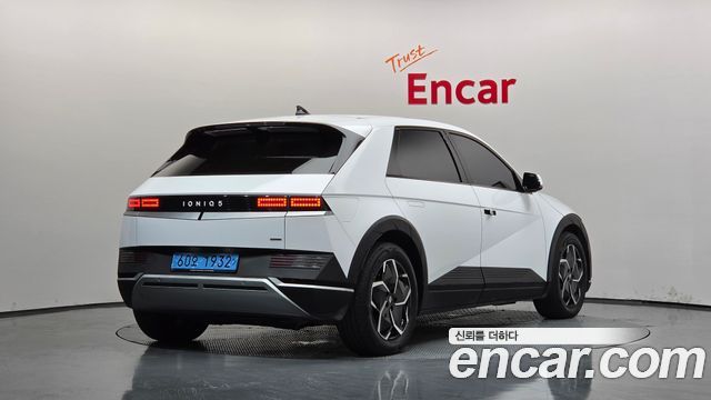 Hyundai Ioniq5 2023 — photo 2