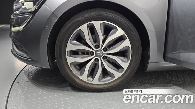 Renault Korea SM6 2017 — photo 5