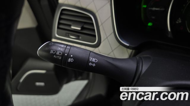 Renault Korea SM6 2017 — photo 27